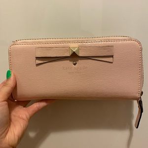 Kate Spade Beacon Court Layton Pink Wallet